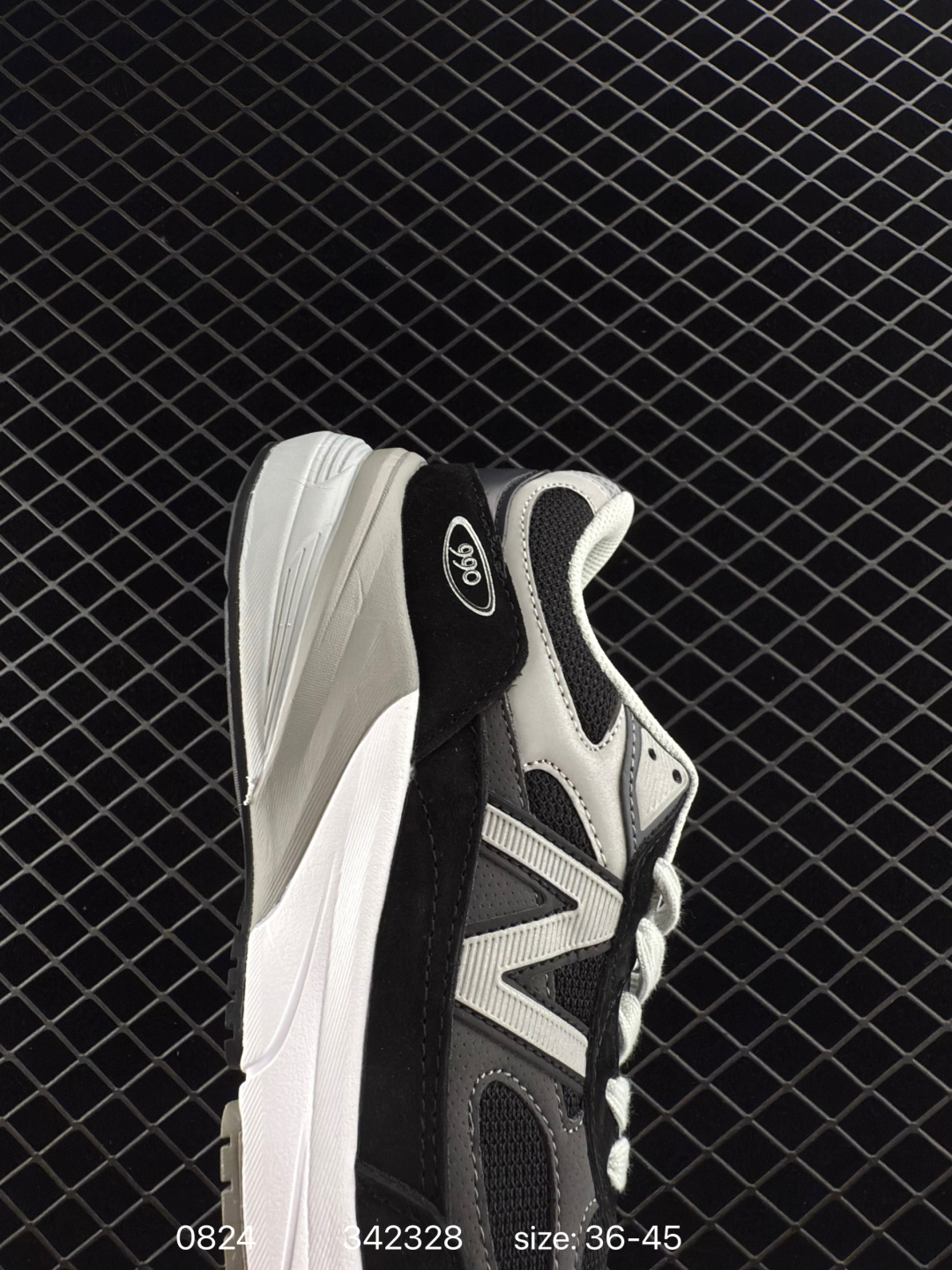 Loro Piana x New Balance NB 990 V6